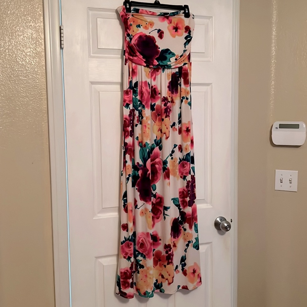 Vanilla Bay Strapless Floral Maxi Dress